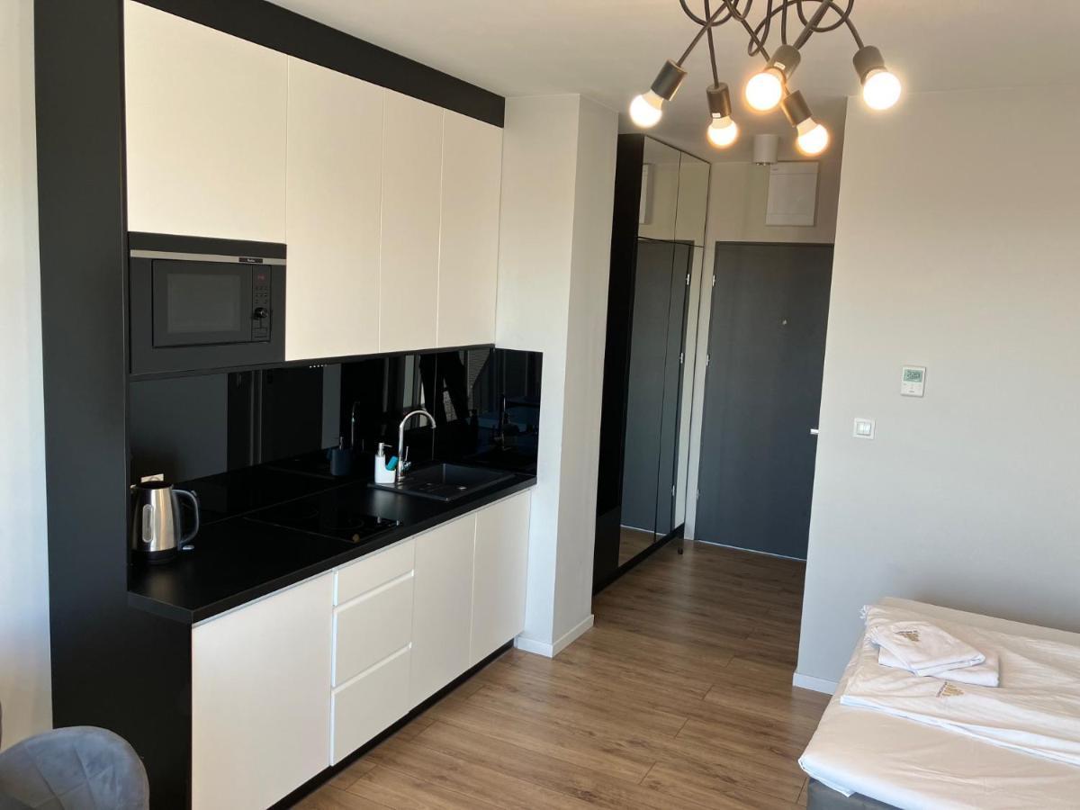 Jab Apartament Przy Klinice Business & Family ชเตชชิน ภายนอก รูปภาพ
